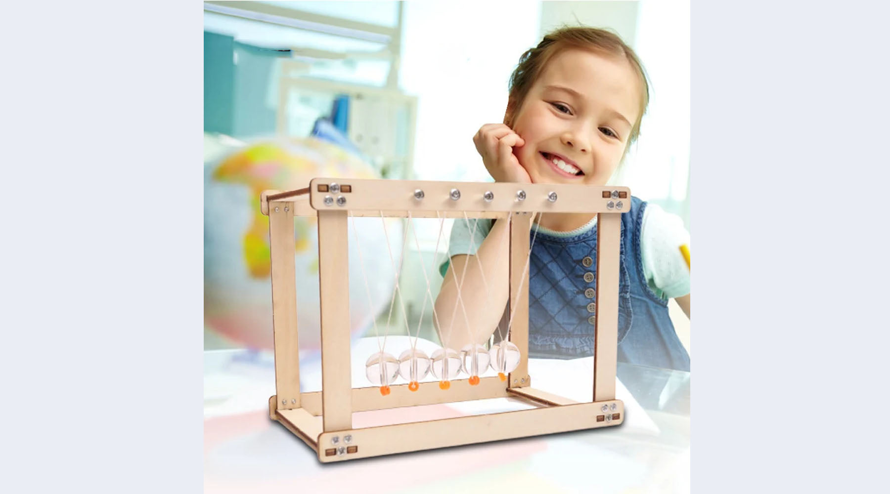 Newton’s Cradle Kit ⚖️⚡